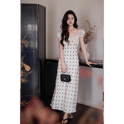 【 虞书欣同款】 复古波点连衣裙  正肩V领 显瘦遮肚  鱼尾 商品图2