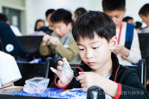 【智行研学】浙大AI科技营-7月16日~7月18日 （6~12岁可参加） 商品图8