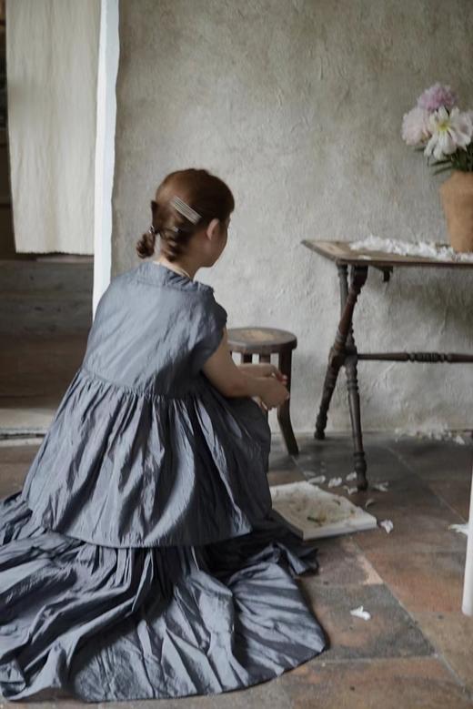 apuntob 真丝毛边领缩褶上衣衬衫 商品图2