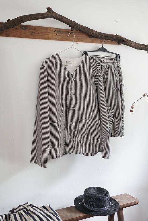 Harvesty竖条纹薄外套 商品图10