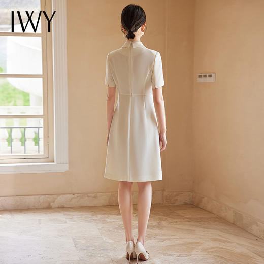 IWY/米杏色夏季连衣裙款时尚气质小香风百搭通勤主持人正装裙24Q552-M 商品图3