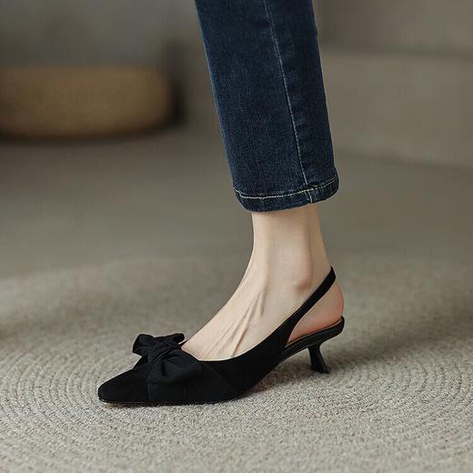 【预售5天】2024夏季新款包头仙女风蝴蝶结后空气质尖头细跟高跟凉鞋女MT&MML7318 商品图4