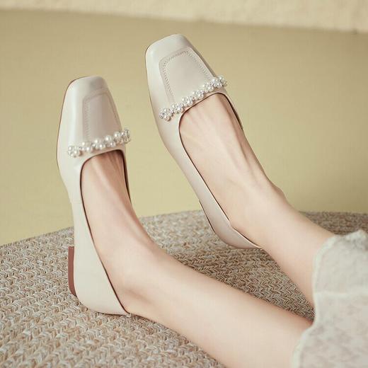 【预售5天】休闲方头粗跟低跟鞋，串珠舒适柔软奶奶鞋单鞋YS&YSD4142 商品图0