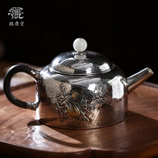 鹤鼎堂闻天系列泽陂急须錾刻瓜瓞绵绵(银色) 槌目纹/ 麻纹（缺货） 商品图0