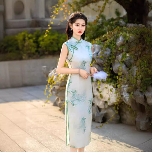 ZAYS年轻款改良无袖长款双层提花旗袍2024夏季新中式少女气质时尚旗袍 商品图2