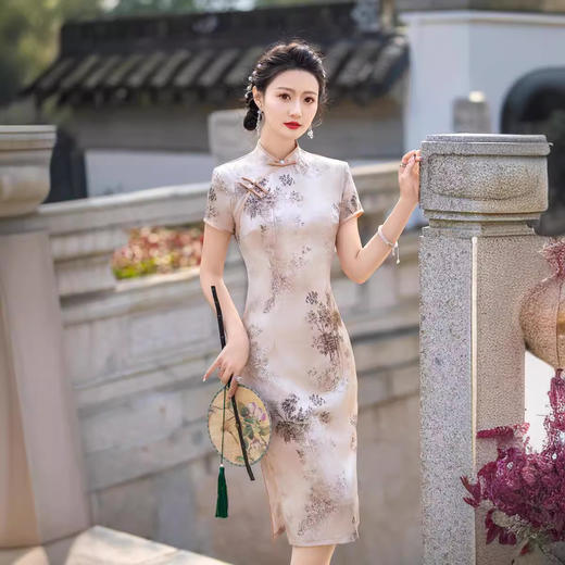 中长款提花旗袍2024夏季新中式改良高级感气质短袖印花连衣裙旗袍 商品图0