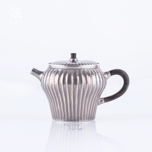 鹤鼎堂闻天系列绸缪茶人款急须（紫皮）（缺货） 商品图1