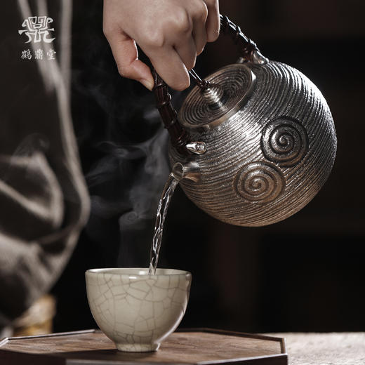 鹤鼎堂闻天系列照明螺旋纹大号汤沸（银色）（缺货） 商品图2