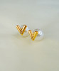 L复古潮流v型珍珠耳钉 商品缩略图0