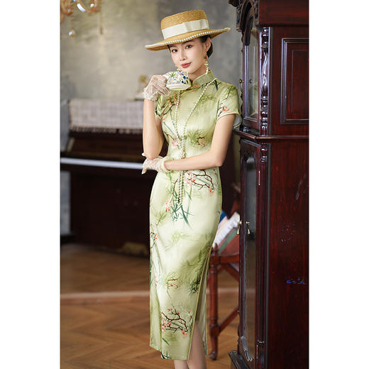 新中式绿色真丝旗袍，复古改良年轻款修身连衣裙YY- 2469 商品图0