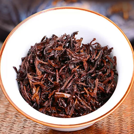 【自营】露华春福气满盈.宫廷普洱茶250g 商品图3