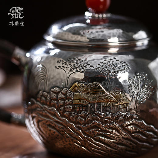 鹤鼎堂闻天系列棫朴急须錾刻世外桃源（银色）（缺货） 商品图3