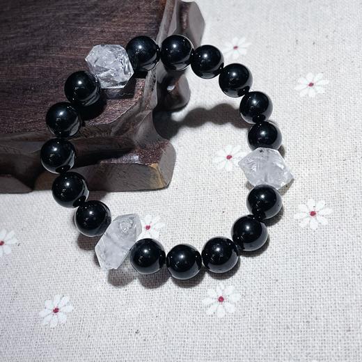 黑碧玺手链 约10mm 搭配三颗闪灵钻 商品图2
