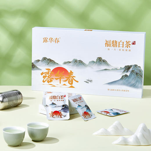 【自营】露华春茶叶礼盒  福鼎白茶150g+老白茶方片壶 送长辈客户送礼 商品图0