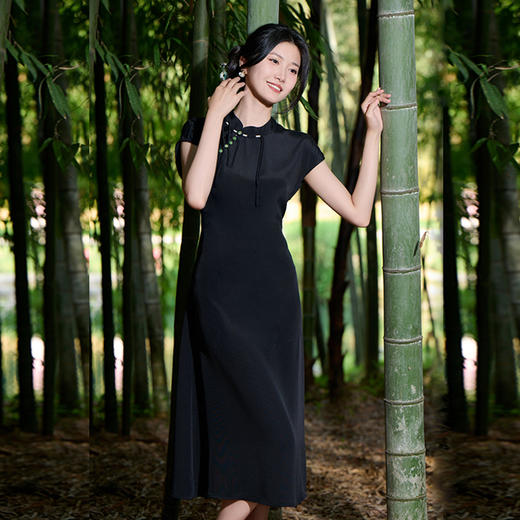 【复古国风盘扣裙】24年春夏新品女士100%桑蚕丝中长款连衣裙系带收腰真丝裙 商品图2