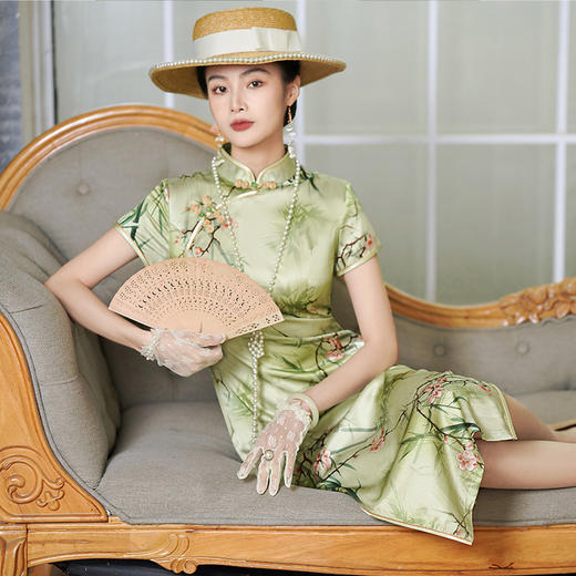 新中式绿色真丝旗袍，复古改良年轻款修身连衣裙YY- 2469 商品图3