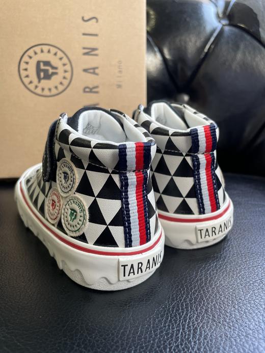 【超惠秒】TARANIS 泰兰尼斯 男女宝宝四季包头防踢软底稳稳机能鞋 商品图4