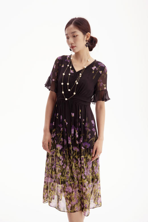 HJ2S53_紫薄汗色_连衣裙_夏季_精致钉珠 V 领荷叶袖网纱收腰显瘦气质中裙_高级女装_BERNIEELEN 伯妮斯茵 商品图8