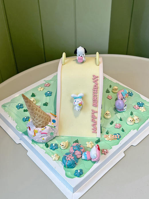 三丽鸥游乐园滑滑梯蛋糕（粉色滑梯版） 商品图1