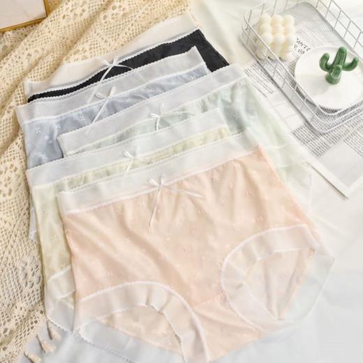 【少女感 夏季超薄款】2024新款 5A四叶草缇花纱线女士内裤 桑蚕丝底档 ——WL8132（5条/盒） 商品图3