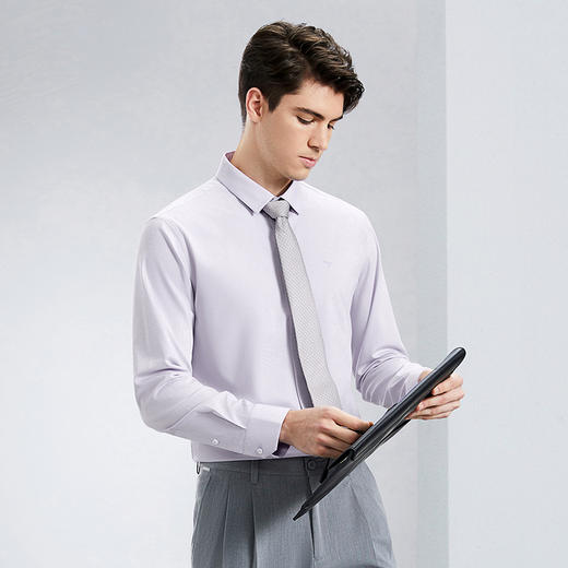 【含竹纤维】柒牌男士长袖衬衫2024春季新款商务休闲条纹提花衬衣	126A70690 商品图1