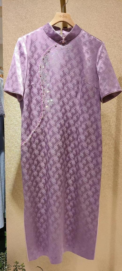 3楼 莱迪雅 淡紫醋酸提花礼服 商品图0