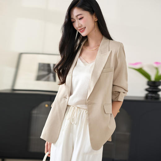 米思阳2026春季新款100%醋纤极简风优雅通勤西装显瘦松弛感上衣外套女2654 商品图1