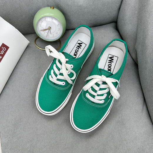 【平底舒适，滑板鞋设计】2024春季新款低帮帆布鞋 女学生ins韩版 平底百搭低帮 潮休闲滑板鞋-QQ 商品图4