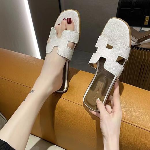 【2025夏季新款小香风一字拖】仙女风拖鞋，轻松不累脚，防滑鞋底PU优质面料鞋面，百搭舒适，通勤逛街遛弯随穿随走Y 商品图4