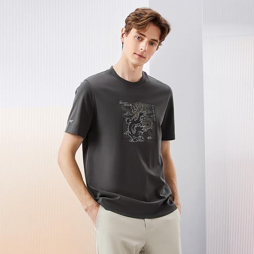柒牌男装短袖T恤男夏季新款时尚龙纹绣花男士休闲百搭圆领上衣潮126T71370 商品图1