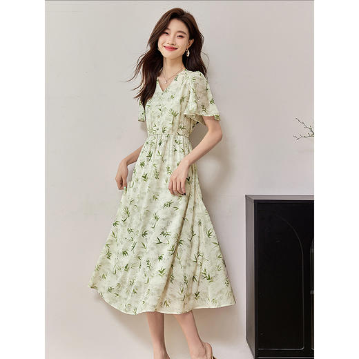 【专属特价】熙世界夏季国风水墨青竹印花连衣裙收腰显瘦荷叶袖V领雪纺裙子 商品图1