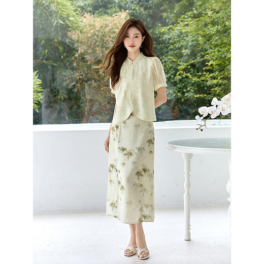 【五折购】熙世界2025夏女装新中式立领斜门襟扣暗纹提花国风短袖衬衫上衣 商品图4