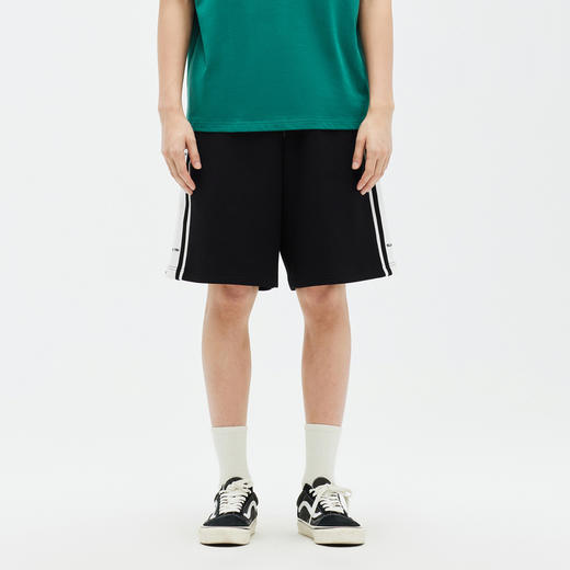 GXG黑色直筒短裤GE1220857D 商品图1