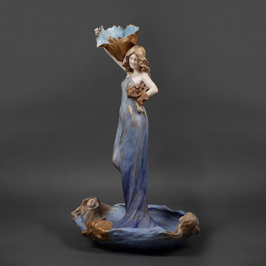 独角鹿西洋古董1900年代奥地利出品新艺术风格少女主题釉面陶瓷摆件 商品图2