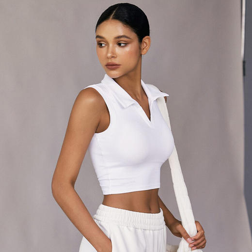 【限时秒】YOGACODE【火树银花系列】2024 翻领运动背心带胸垫女修身显瘦跑步透气无袖瑜伽背心上衣DSG673 商品图0