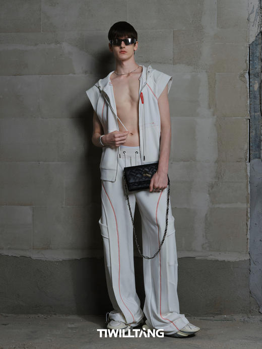 TIWILLTANG启世录“万象重影“立体金属T链条包头层小羊皮 商品图4