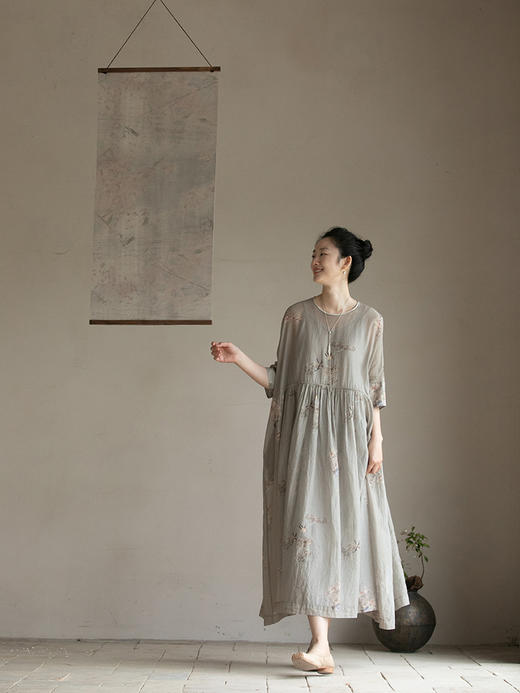 牧衣游原创 丝棉手绘印花连衣裙-----旦湫 商品图2