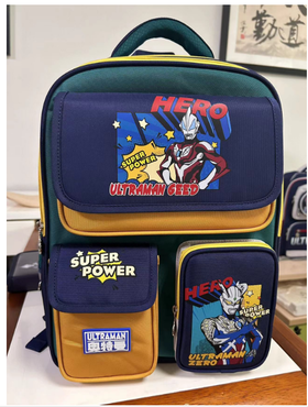 【已绝版】奥特曼学生书包