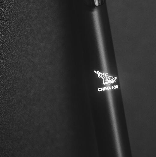 【歼20发光签字笔】商务签字笔发光歼20标识精致笔盒丙烯腈笔替换芯hk 商品图2