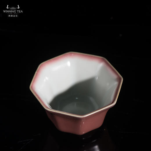 问鼎汝瓷经典款萼红八方杯 商品图1
