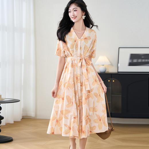 剩S/M/XL 【度假风连衣裙】2024夏季气质短袖印花中长系带a字裙2317 商品图2