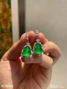 老坑玻璃种黄阳色调葫芦耳坠【4156006】具体价格微信咨询