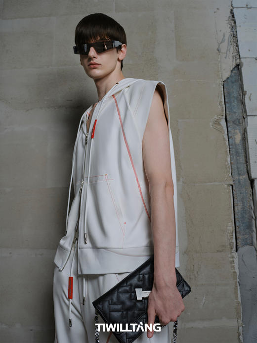 TIWILLTANG启世录“万象重影“立体金属T链条包头层小羊皮 商品图3