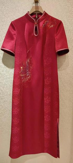 3楼 莱迪雅 醋酸烫钻礼服