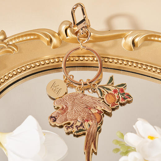 V&A博物馆 工艺美术大师系列 鹦鹉 与石榴 挂件钥匙扣 商品图1