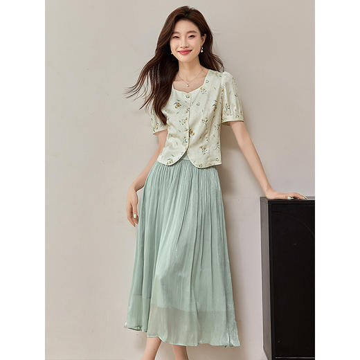 【专属特价】熙世界法式方领碎花雪纺衬衫2025夏日新款小个子泡泡袖短款上衣 商品图2