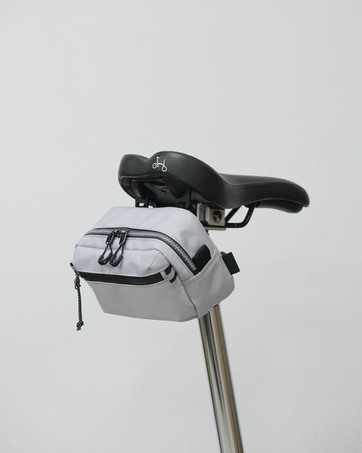 Practico Arte 新款小号放水车头包PA 商品图4