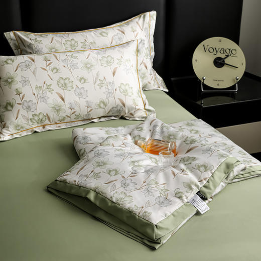 【新款水洗真丝夏被四件套】空调被可水洗 清凉舒适让你拥有好的睡眠质量 商品图3