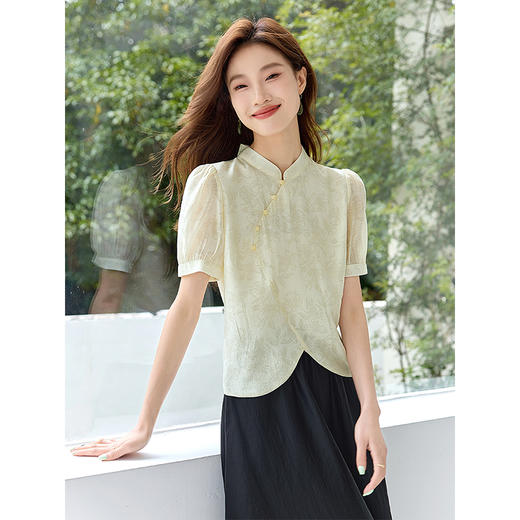 【专属特价】熙世界《云雾花影》新中式套装夏新款提花衬衫天丝半身裙两件套 商品图2