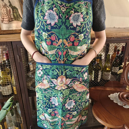 【品牌直发】1折❗️39元起❗️ 英国家居扛把子❗「Morris&Co.花园草莓小偷家居系列」宝藏品，美出天际，让艺术融入生活 ⭕围裙&茶巾&桌旗轻松打造奢华家居氛围感 商品图10